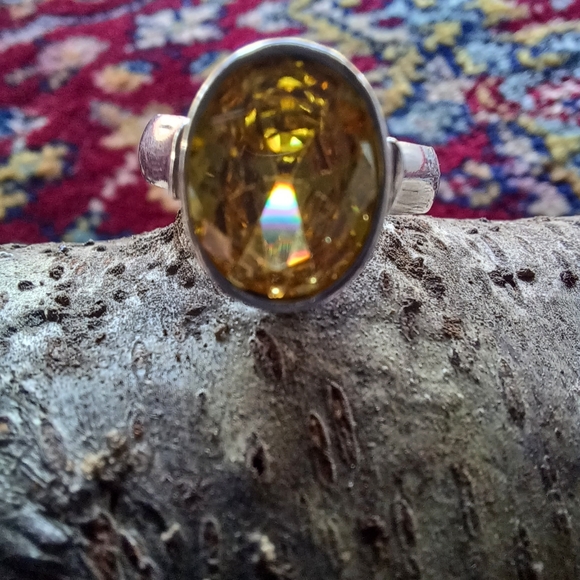 Natural Zircon - Picture 5 of 10